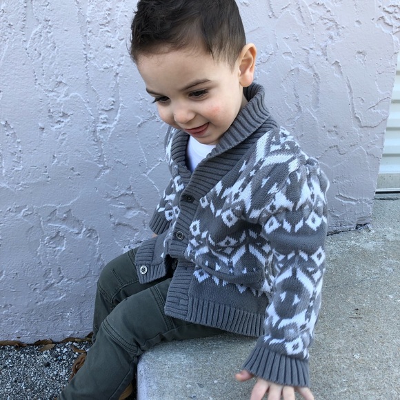 Gap Kids sweater - Size 4T, Grey and White woven - Picture 3 of 7